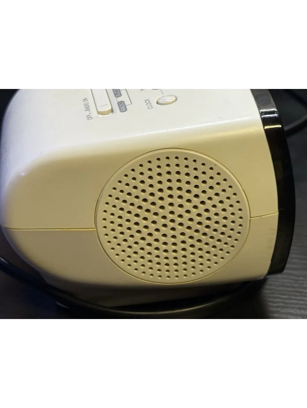 Vintage Sony Dream Machine ICF-C111 AM/FM Alarm Clock Radio White Tested